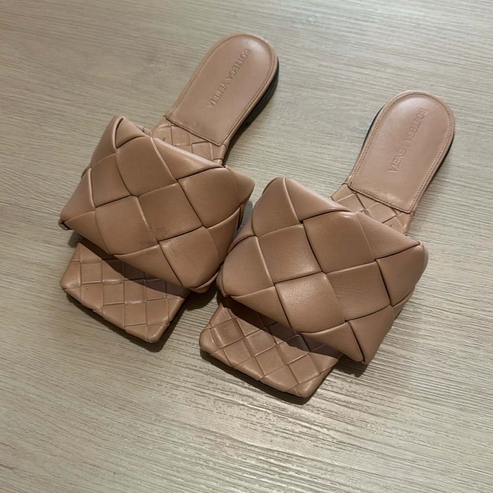 Bottega Veneta sandals
